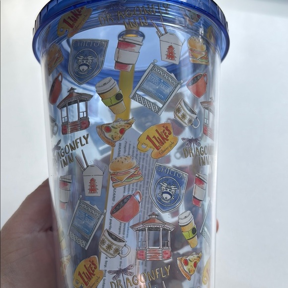 Luke's Diner Blue Tumbler - Picture 4 of 6